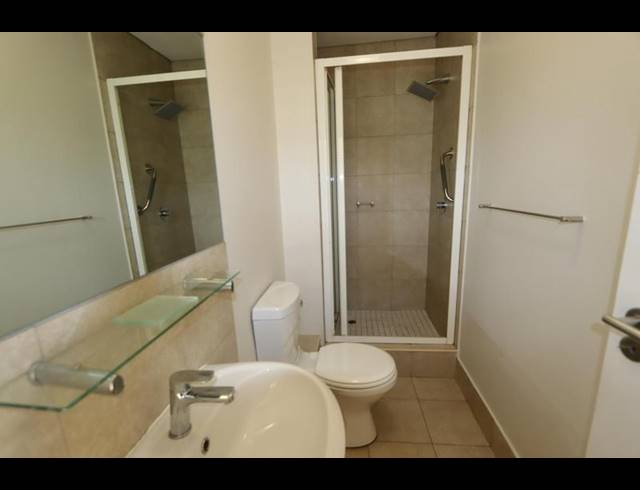 1 BEDROOM PROPERTY TO RENT IN WYNBERG UPPER